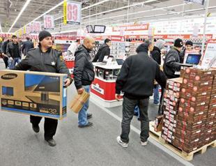 Turkey should pull down inflation goal, IMF says