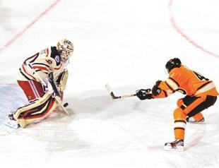 Rupp takes Classic spotlight in Rangers win