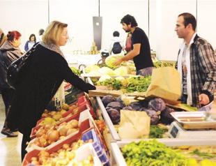 Inflation sets three-year record, sees double digits