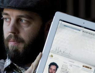 Canadian man uses iPad to enter US