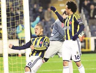 Fenerbahçe wins as it struggles off the pitch
