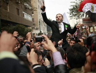 Islamists take centre stage in Egypt parliament