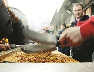 Chinese crave local ‘kokoreç’