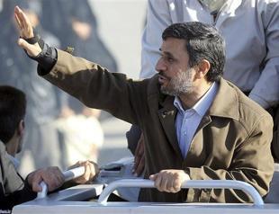 Defiant Iran vows major new nuclear projects