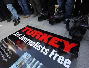 Journalists defend themselves over coup case