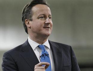 Cameron says hard to block use of EU institutions for pact