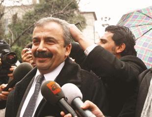 Deputy says skulls found accidentally