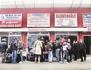 Foreigners leave Turkey amid new residence law