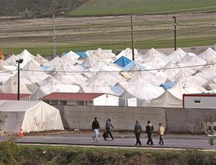 British experts to visit Syrian camps in Turkey