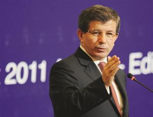 Listen to your people instead of accusing others, Davutoğlu tells Assad
