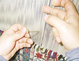 China corners market of fake Turkish carpets