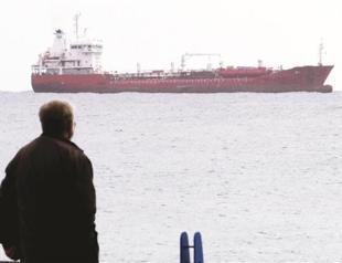 Arms-laden ship docks in Syrian port: official