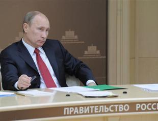 Putin vows to end police repression in Russia