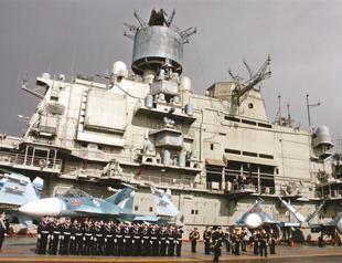 Iran sends two warships, US flies drones on Syria