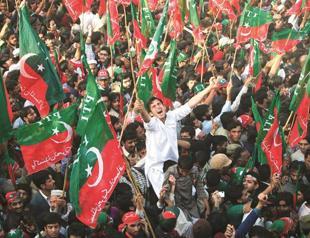 Khan gives hope to Pakistanis