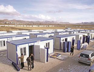 Education starts in quake-hit Van’s prefabric houses