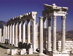 Tourists visit acropolis on a cable car