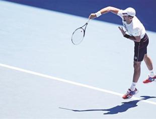 Confident Djokovic the man to beat in Australian Open