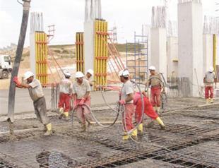 Stable jobless rate signals upward trend