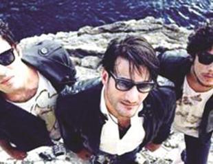 ROCK BAND ON STAGE AT BRONX