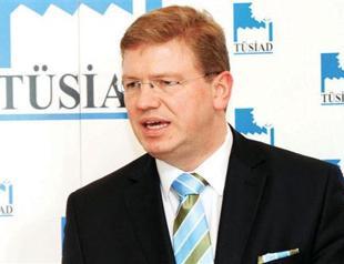 EU concerned over rising scribe arrests