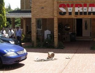 Mob ransacks Syrian embassy in Australia