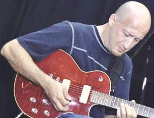 YAVUZ AKYAZICI QUARTET