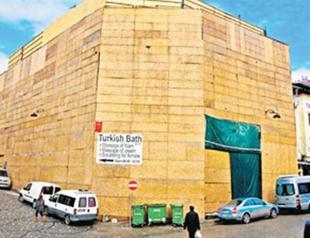 An ancient palace ruined in Istanbul