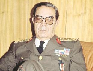 Former top general denies claims