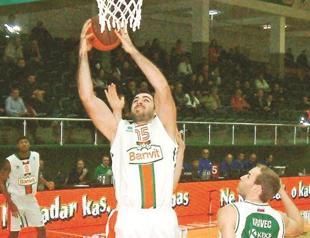 Banvit seeks berth in Eurocup quarterfinal