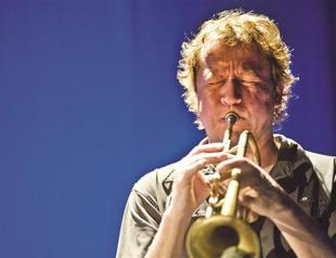 NORWEGIAN TRUMPETER IN TOWN