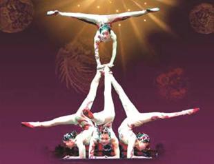 Chinese acrobats in capital Ankara