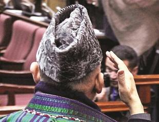 Karzai wants to be front and center of peace talks