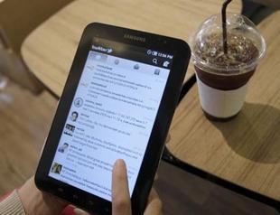 Top news tweets belong to BBC, not to reporters