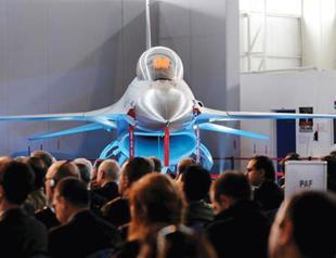 TUSAŞ hands modernized F-16 aircraft to Pakistan