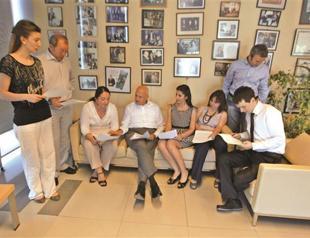 Birand reveals film on postmodern coup