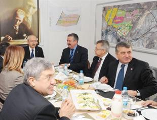 CHP leader calls on PM to defuse tension