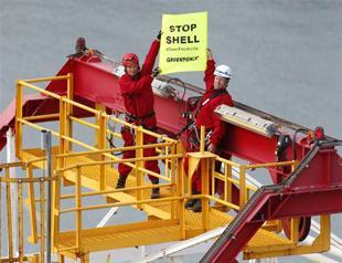 Xena actress storms ship in New Zealand oil drill protest