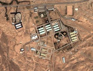 Iran is not building nuclear weapons: US intelligence