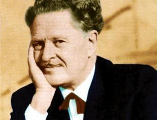 Poet Nazım Hikmet turns 110