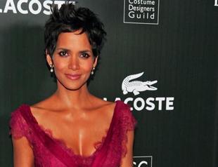 Halle Berry engaged to Kylies ex Martinez