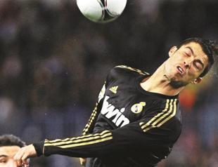 Real Madrid seeks to put pressure on Barcelona