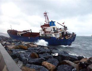 Ferry sinks in Papua New Guinea with 350 on board: reports