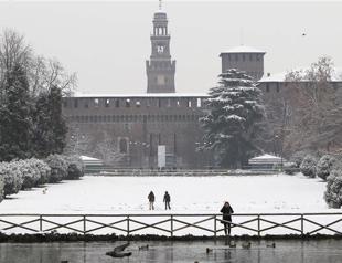 More than 100 dead as cold snap grips Europe