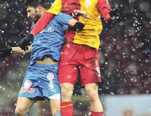 Galatasaray slump continues with draw