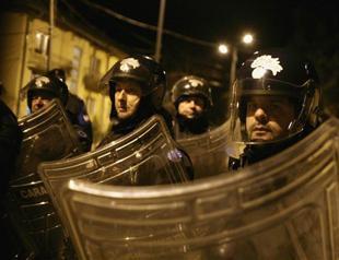 Six Turks arrested in Italy