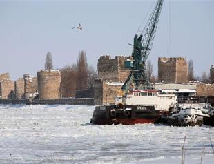 Cold snap in Eastern Europe kills more than 500