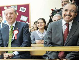 Minister considers selling smart boards