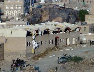 Suicide attacks target Yemeni forces-residents, officals