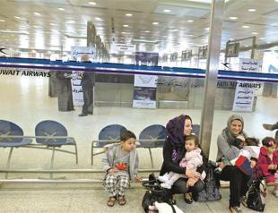 Striking workers ground flights of Kuwait Airways
